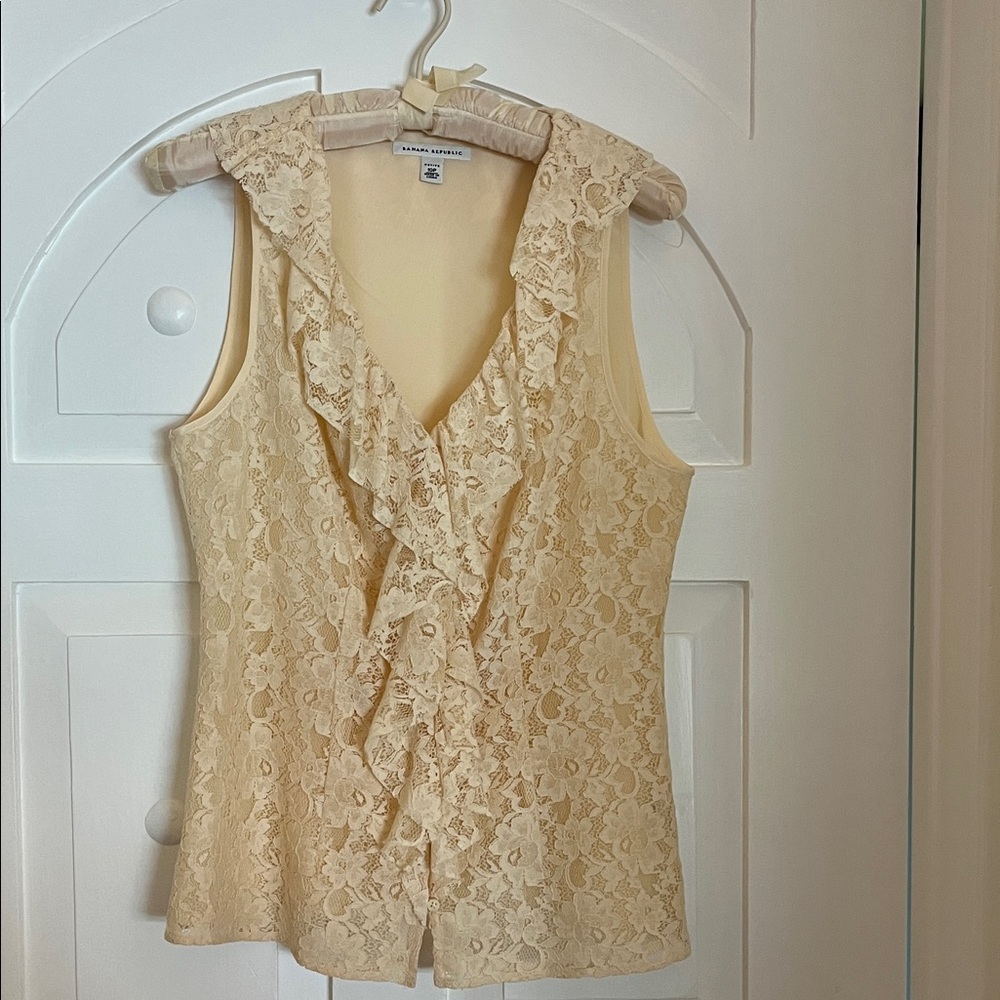 Banana Republic Cream Lace Ruffle Blouse